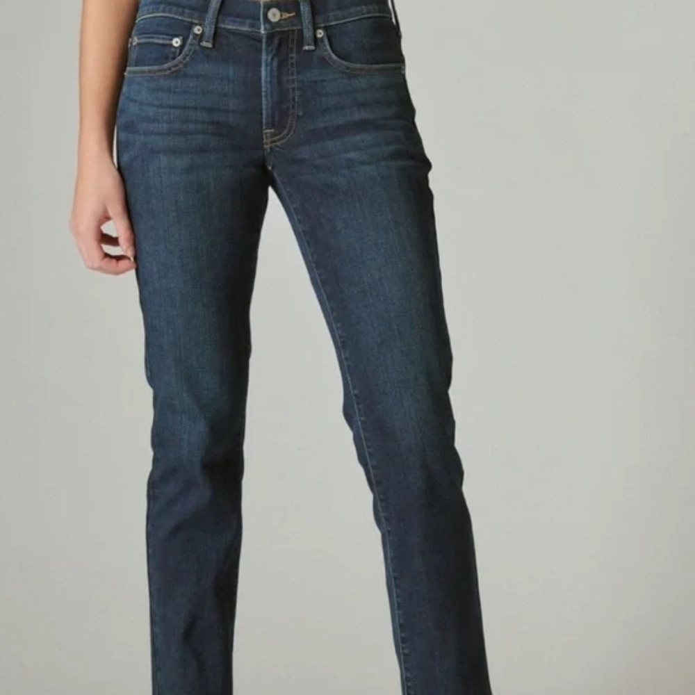 *LUCKY BRAND* Deep Indigo Sweet Straight Regular Jeans Size 6 / 28